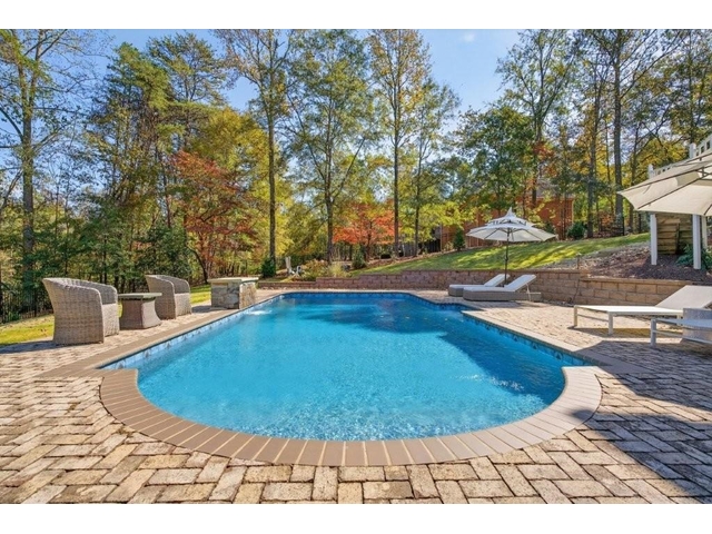 Photo of 823 Inverness Circle Photo of 823 Inverness Circle