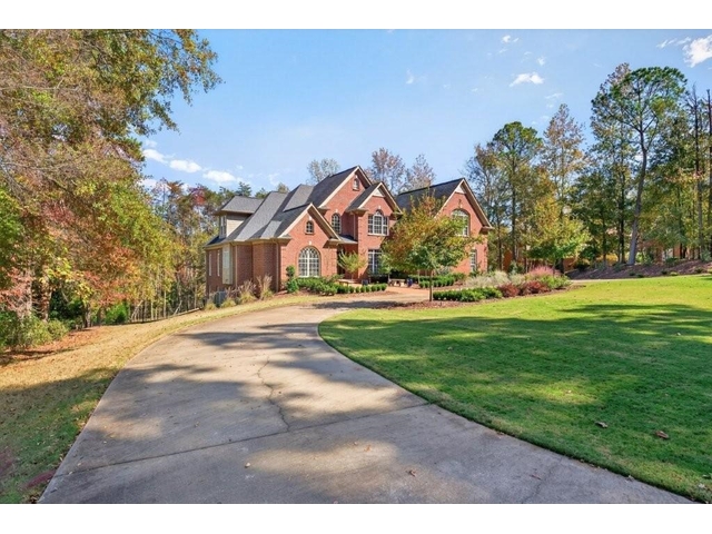 Photo of 823 Inverness Circle Photo of 823 Inverness Circle