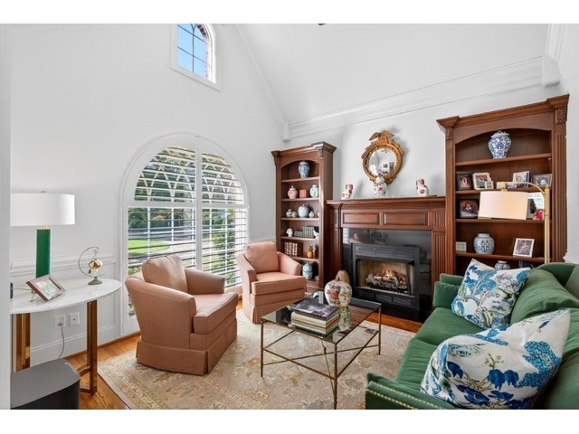 Photo of 823 Inverness Circle Photo of 823 Inverness Circle