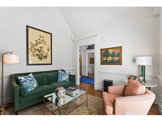 Photo of 823 Inverness Circle Photo of 823 Inverness Circle