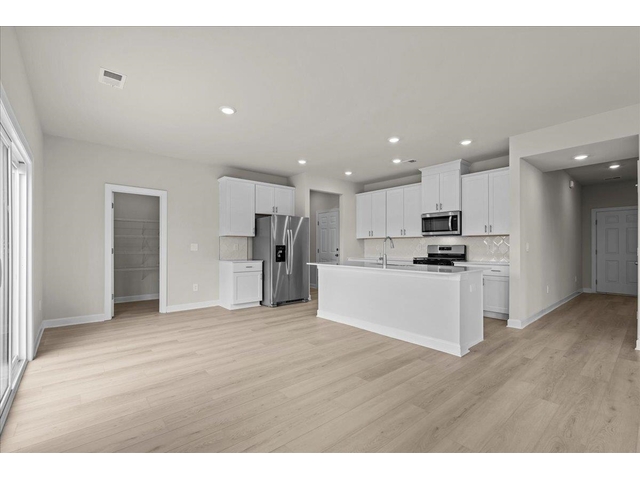 Photo of 563 Ward Wilson Trail