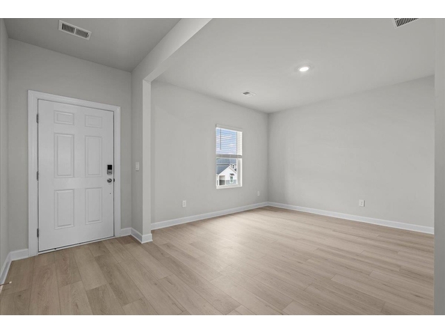 Photo of 563 Ward Wilson Trail