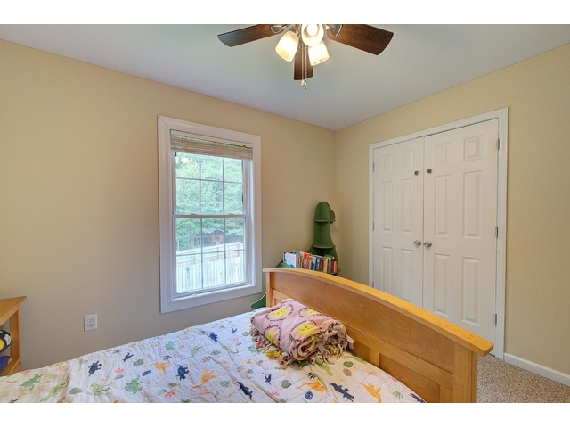 Photo of 517 Signal Hill Lane