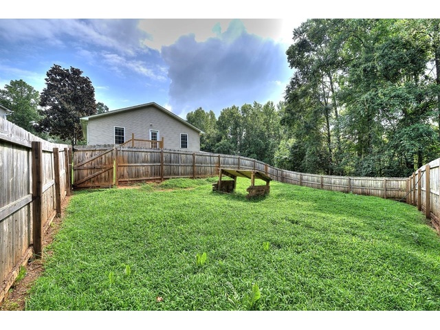 Photo of 517 Signal Hill Lane
