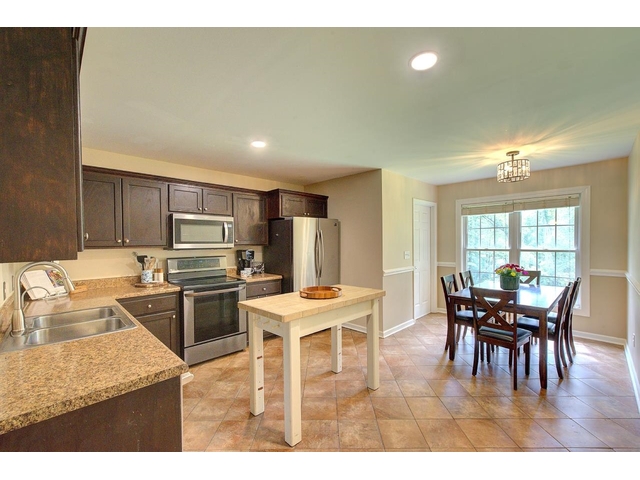Photo of 517 Signal Hill Lane