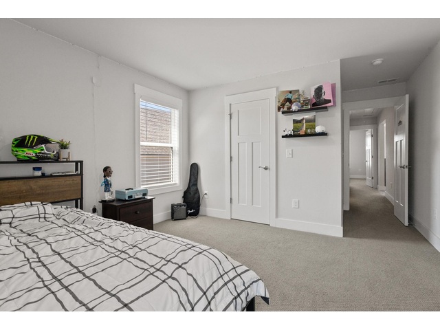 Photo of 901 Whitemarsh Avenue Photo of 901 Whitemarsh Avenue
