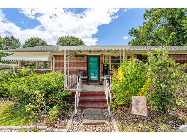 Photo of 103 keloy Street Photo of 103 keloy Street