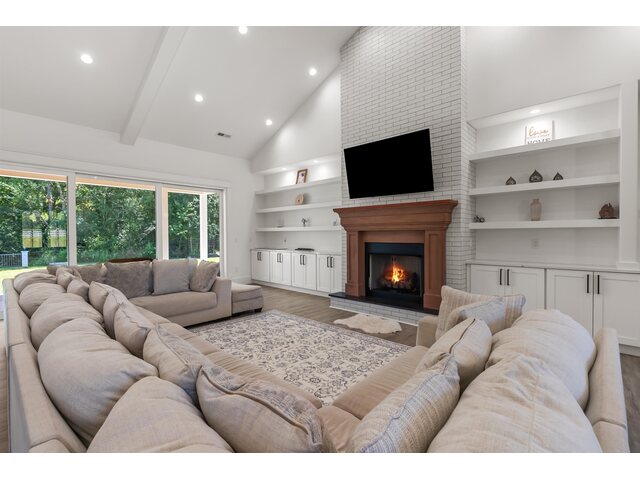 Photo of 230 Gano Drive Photo of 230 Gano Drive