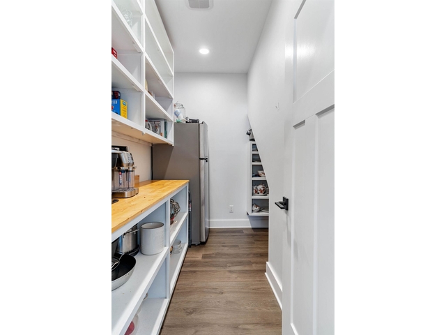 Photo of 338 Jordan Creek Road