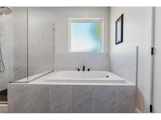 Photo of 338 Jordan Creek Road