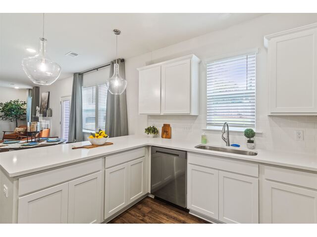 Photo of 1017 Skidaway Drive