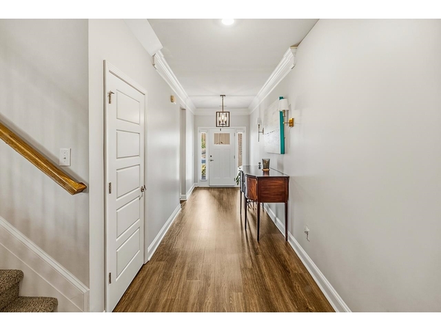 Photo of 517 Flying Squirrel Way