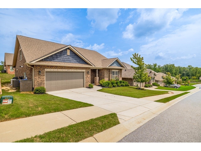 Photo of 517 Flying Squirrel Way
