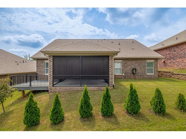 Photo of 517 Flying Squirrel Way