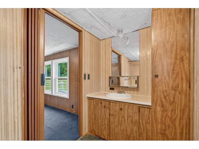 Photo of 115 Riverview Park Photo of 115 Riverview Park