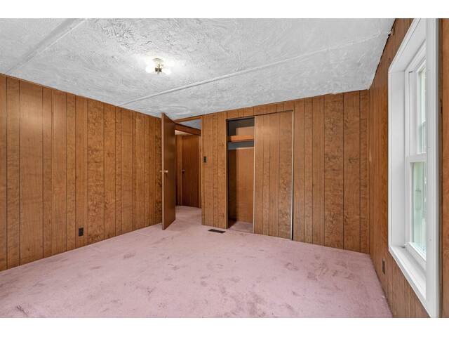 Photo of 115 Riverview Park Photo of 115 Riverview Park