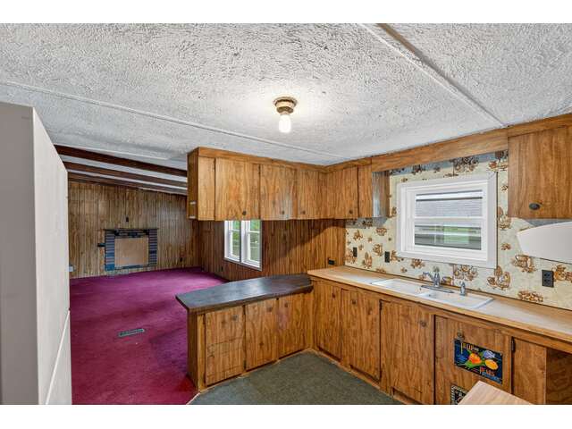 Photo of 115 Riverview Park Photo of 115 Riverview Park