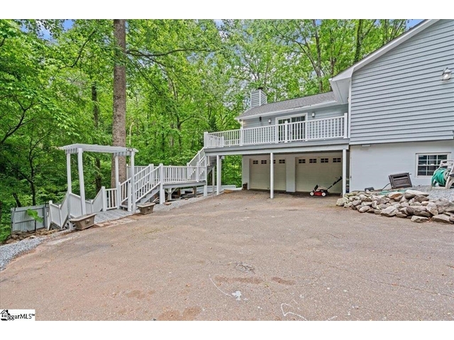 Photo of 150 Orchard Drive Photo of 150 Orchard Drive