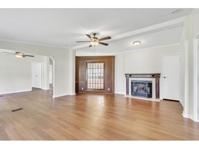 Photo of 360 Holden Road