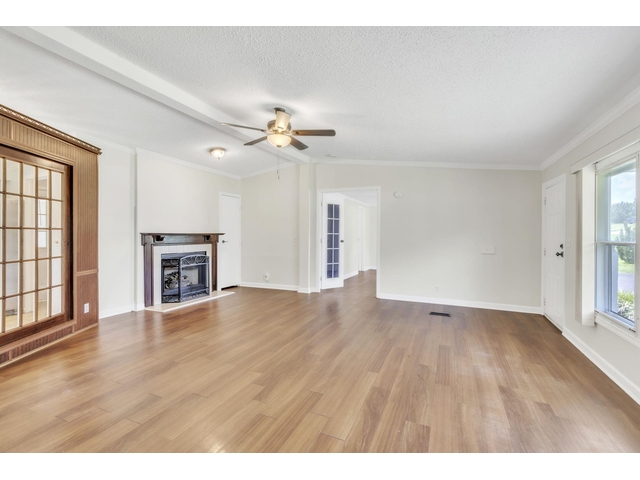 Photo of 360 Holden Road