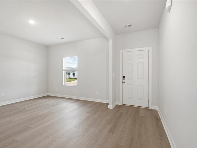 Photo of 494 Harben Drive