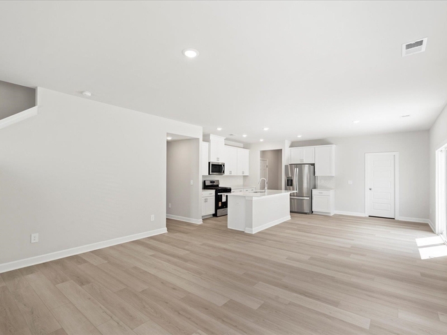 Photo of 494 Harben Drive