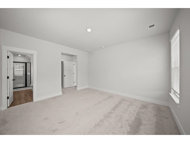 Photo of 242 Telluride Way