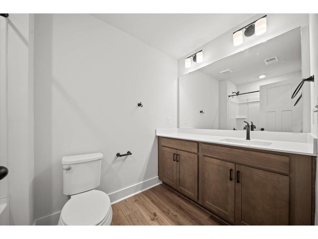 Photo of 242 Telluride Way