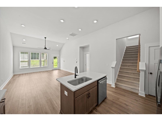 Photo of 242 Telluride Way