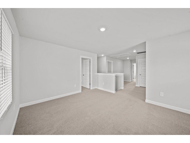 Photo of 102 Longleaf Lane