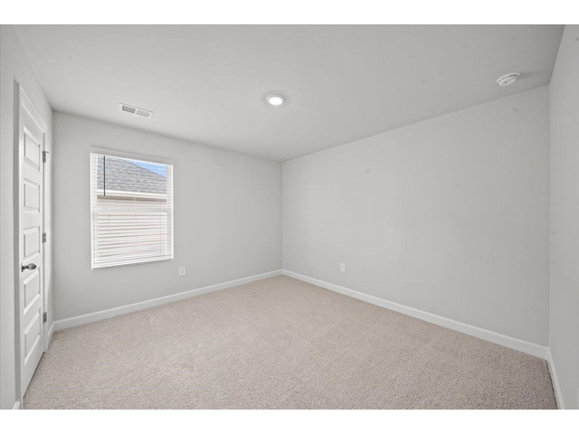 Photo of 102 Longleaf Lane