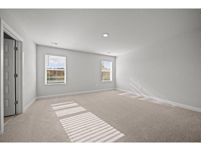 Photo of 102 Longleaf Lane