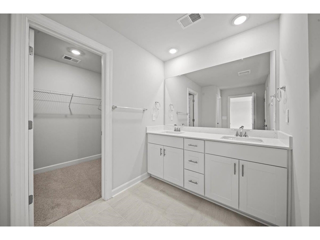 Photo of 102 Longleaf Lane