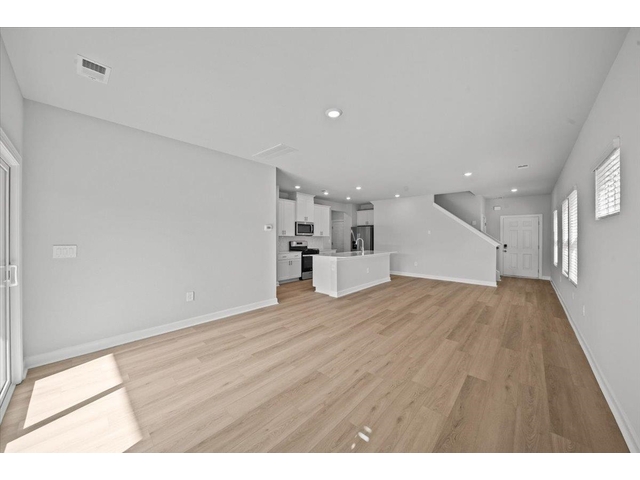 Photo of 102 Longleaf Lane