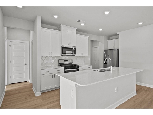 Photo of 102 Longleaf Lane