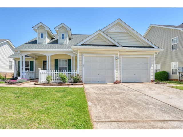 Photo of 469 Etowah Drive Photo of 469 Etowah Drive