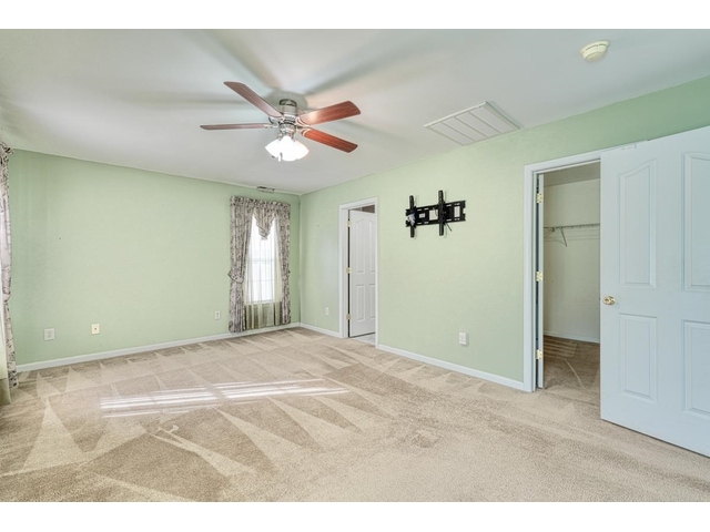 Photo of 469 Etowah Drive Photo of 469 Etowah Drive