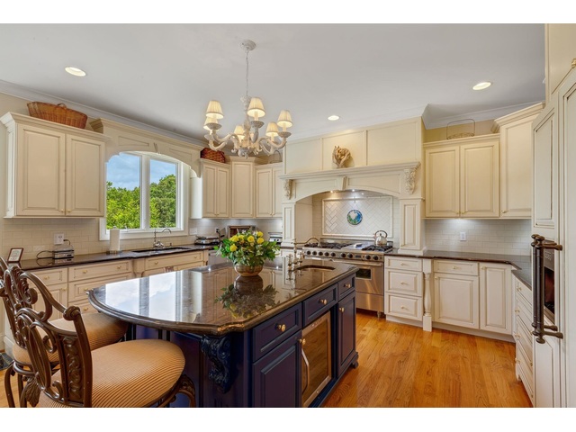 Photo of 340 Harrison Road