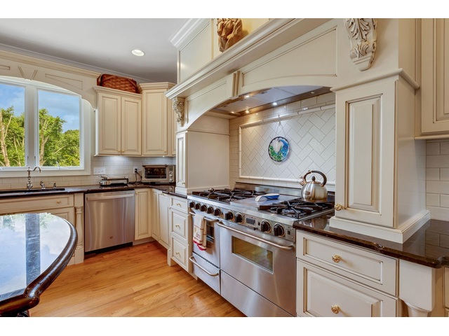 Photo of 340 Harrison Road