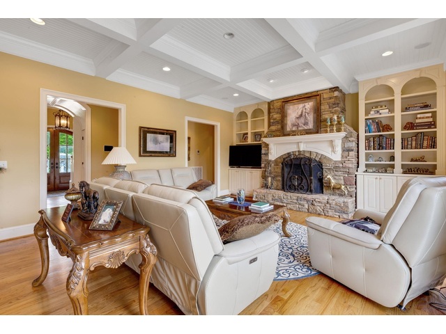 Photo of 340 Harrison Road