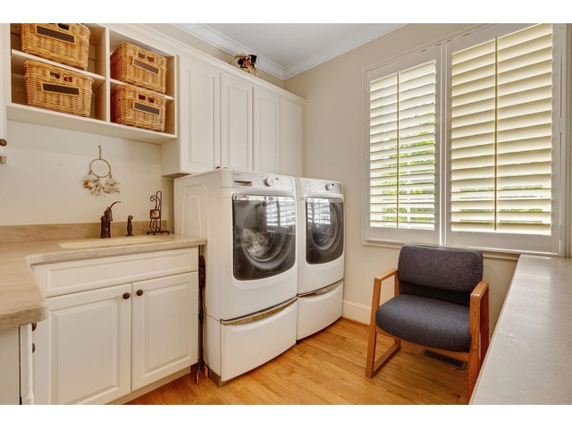 Photo of 340 Harrison Road