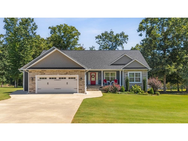 Photo of 215 Cane Creek Way