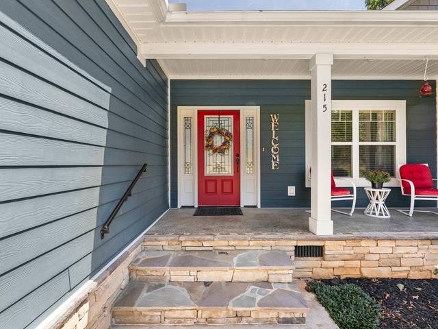 Photo of 215 Cane Creek Way