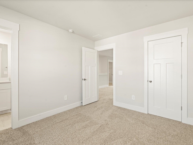 Photo of 905 Burghley Circle Photo of 905 Burghley Circle