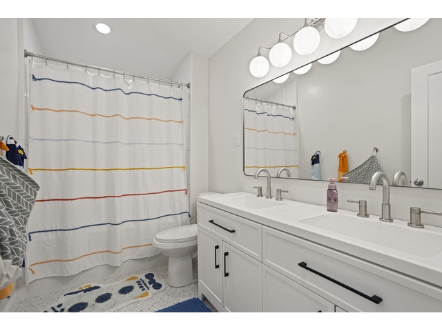 Photo of 111 Greenbriar Road