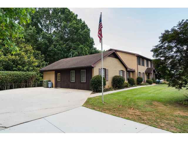 Photo of 201 Peach Valley Drive Photo of 201 Peach Valley Drive