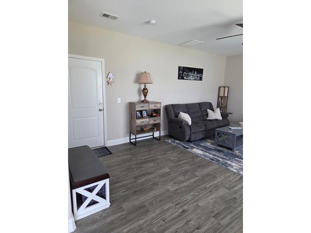 Photo of 547 Chantry