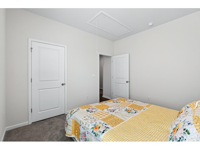 Photo of 938 Pineland Drive