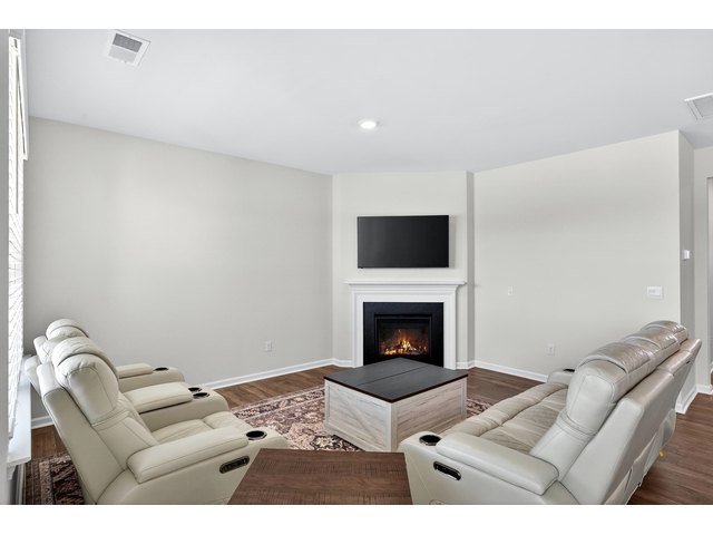 Photo of 938 Pineland Drive