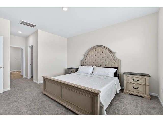 Photo of 938 Pineland Drive